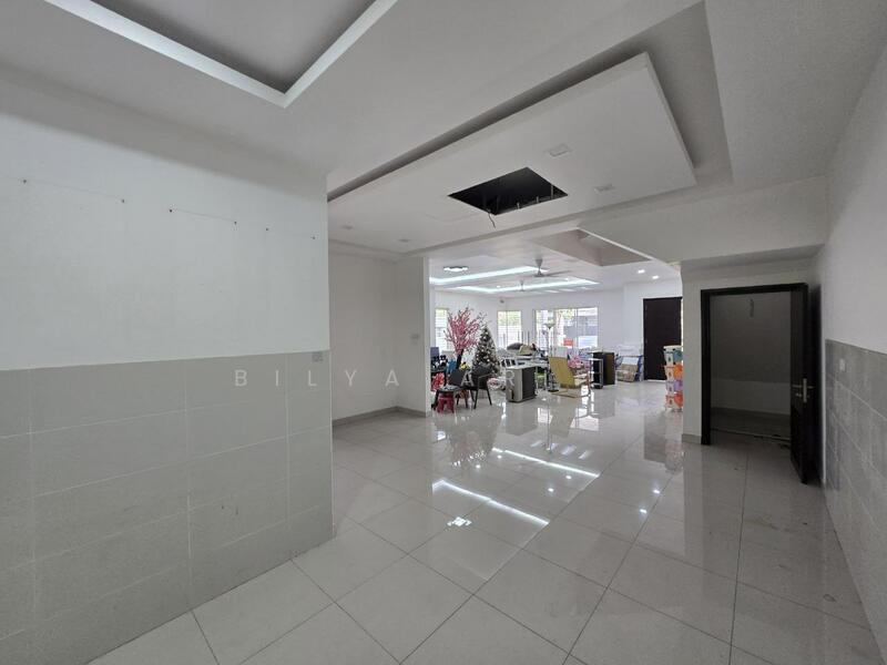 Untuk Dijual - Perdana Lakeview East