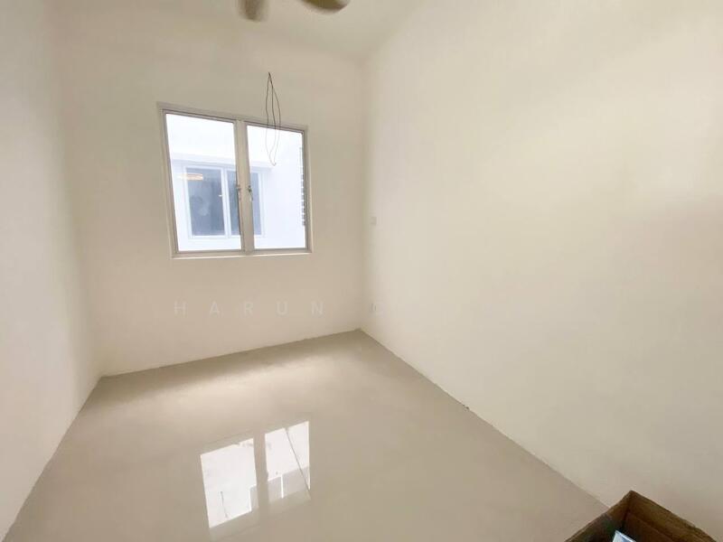 For Rent - Residensi Vista Agresif