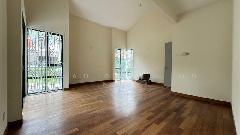 Rumah Banglo untuk Dijual di Anjung Melati (Gombak) - Ahmad Gadafi Md Nor - Living Room - PropertyGuru.com.my