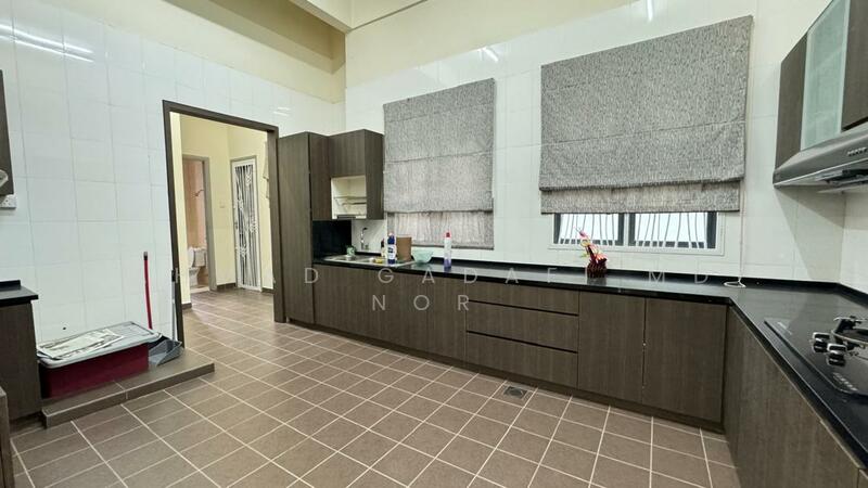 Rumah Banglo untuk Dijual di Anjung Melati (Gombak) - Ahmad Gadafi Md Nor - Kitchen - PropertyGuru.com.my