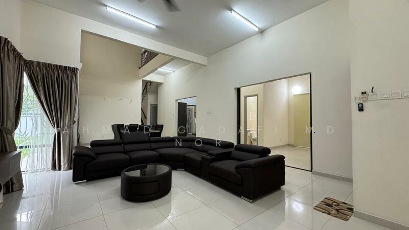 Rumah Banglo untuk Dijual di Anjung Melati (Gombak) - Ahmad Gadafi Md Nor - Living Room - PropertyGuru.com.my