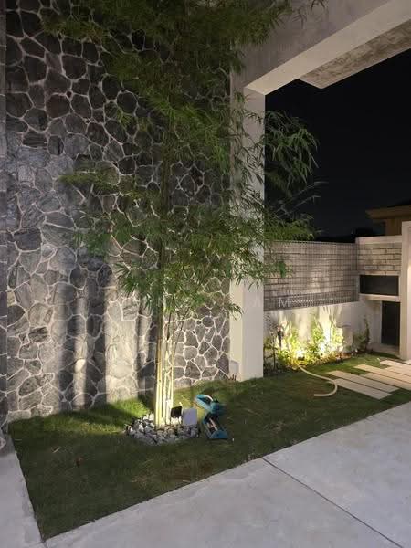 2-storey Terraced House for Sale in Happy Garden (Kuchai Lama) - Wing Lam - Exterior - PropertyGuru.com.my
