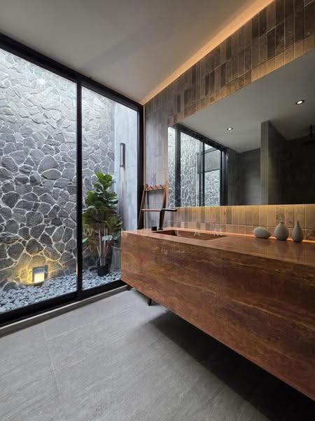 2-storey Terraced House for Sale in Happy Garden (Kuchai Lama) - Wing Lam - Bathroom - PropertyGuru.com.my