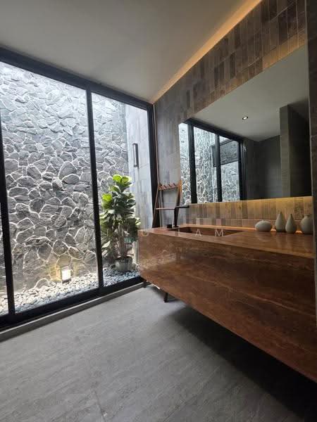 Rumah Teres 2-Tingkat untuk Dijual di Happy Garden (Kuchai Lama) - Wing Lam - Bathroom - PropertyGuru.com.my