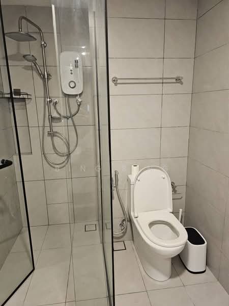 Servis Apartment untuk Dijual di The Atrium - Bing Bing - Bathroom - PropertyGuru.com.my