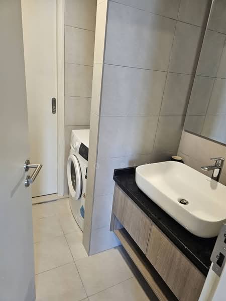Servis Apartment untuk Dijual di The Atrium - Bing Bing - Bathroom - PropertyGuru.com.my