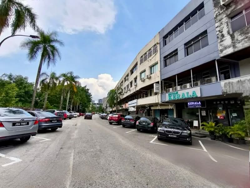 Shop for Rent in Johor Bahru (Johor) - Reeyna Sam - Exterior - PropertyGuru.com.my