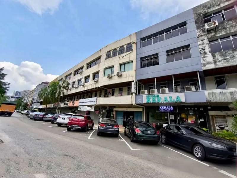 Shop for Rent in Johor Bahru (Johor) - Reeyna Sam - Exterior - PropertyGuru.com.my