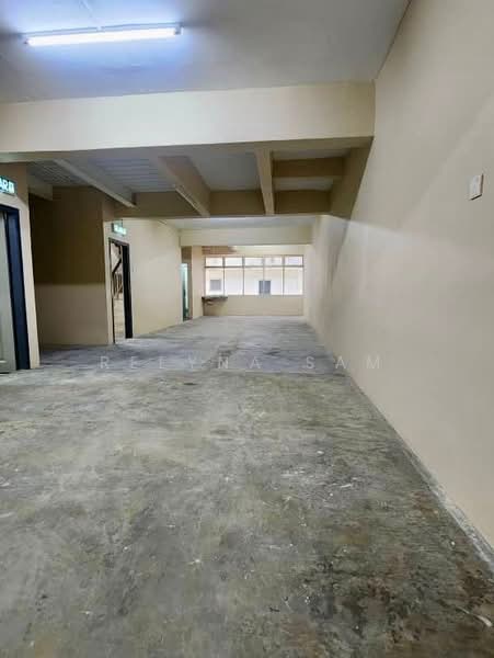 Shop for Rent in Johor Bahru (Johor) - Reeyna Sam - Interior - PropertyGuru.com.my
