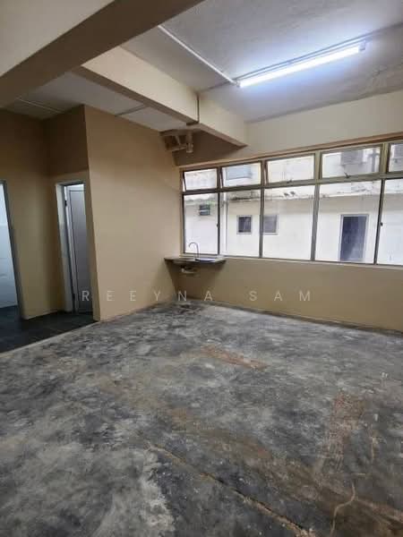 Shop for Rent in Johor Bahru (Johor) - Reeyna Sam - Interior - PropertyGuru.com.my