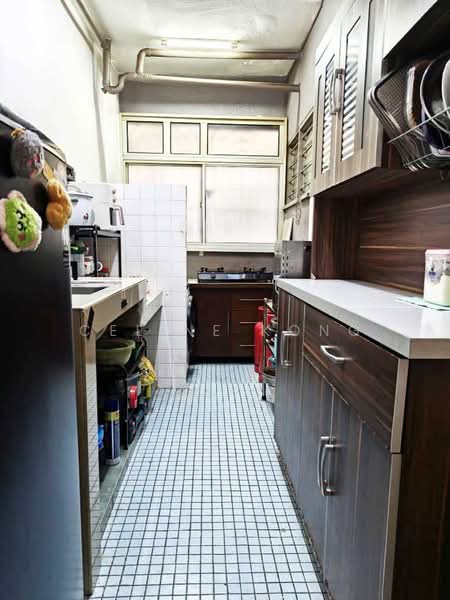 Pangsapuri untuk Dijual di Kuchai Entrepreneurs Park Apartment - Celine Kong - Kitchen - PropertyGuru.com.my