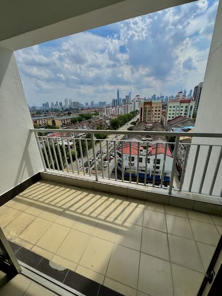 Kondominium untuk Dijual di Ampang Putra Residency - Sharon Goay - Balcony - PropertyGuru.com.my