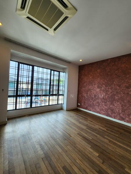 Bungalow for Sale in Kota Kemuning (Shah Alam) - Krystin Lim - Master Room - PropertyGuru.com.my