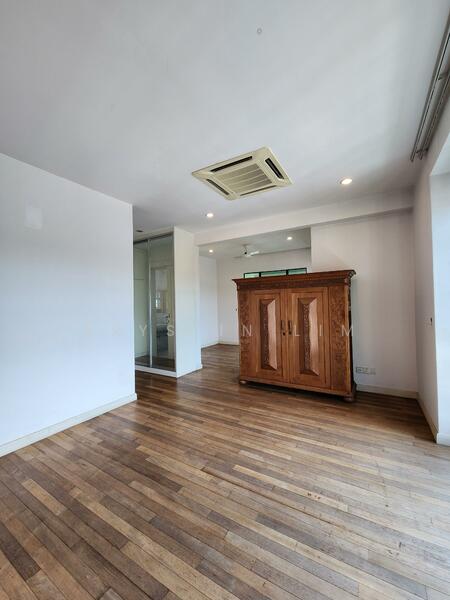 Bungalow for Sale in Kota Kemuning (Shah Alam) - Krystin Lim - Master Room - PropertyGuru.com.my