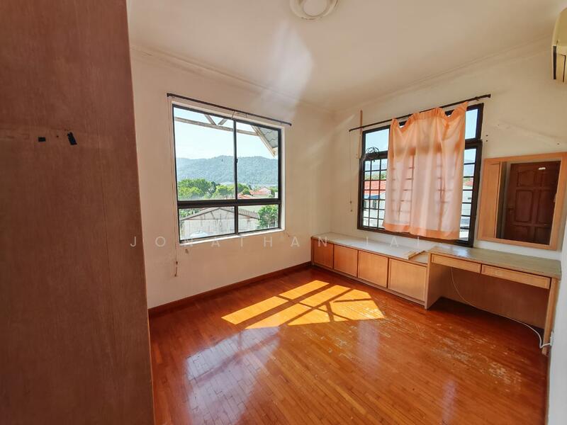 For Sale - Taman Bukit Dumbar