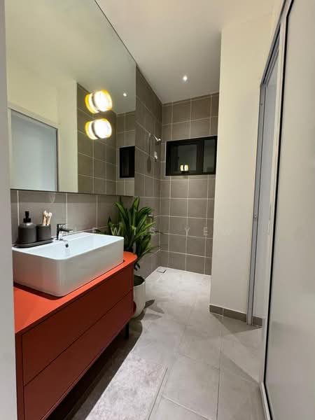 Kondominium untuk Dijual di Myra Cove - Lewis Yew - Bathroom - PropertyGuru.com.my