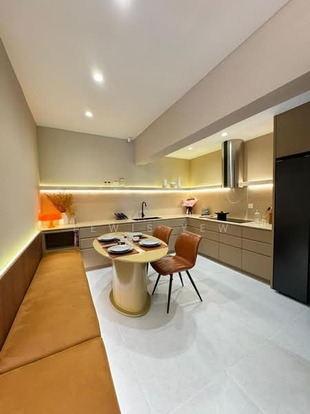 Kondominium untuk Dijual di Myra Cove - Lewis Yew - Kitchen - PropertyGuru.com.my