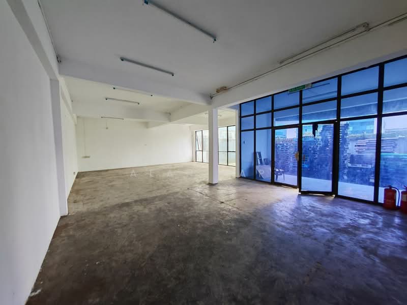 Factory for Rent in Kawasan Perindustrian Maju Jaya (Skudai) - Alan Yap - Interior - PropertyGuru.com.my