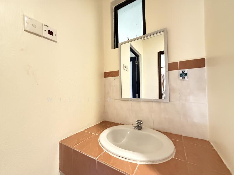 Bungalow House for Sale in Alor Gajah (Melaka) - William Chong - Bathroom - PropertyGuru.com.my