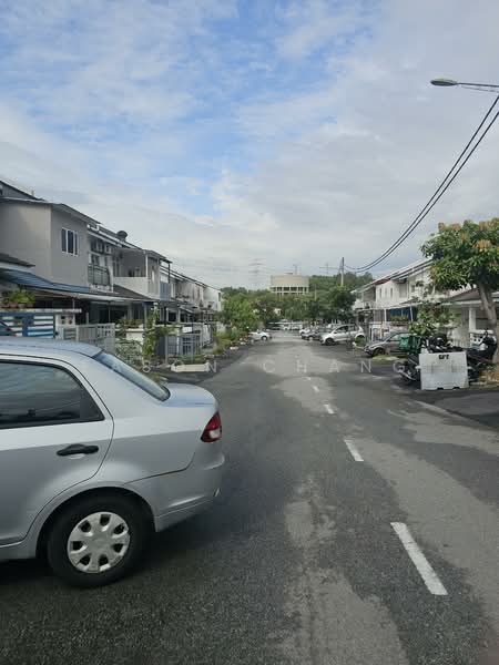 Townhouse for Sale in Puchong (Selangor) - Eason Chang - Exterior - PropertyGuru.com.my