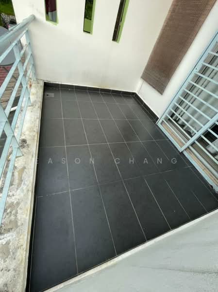 Townhouse for Sale in Puchong (Selangor) - Eason Chang - Balcony - PropertyGuru.com.my
