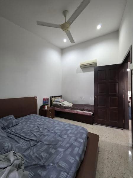 1-storey Terraced House for Sale in Sri Petaling (Kuala Lumpur) - Wing Lam - Bedroom - PropertyGuru.com.my