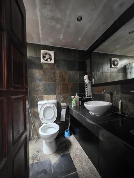 1-storey Terraced House for Sale in Sri Petaling (Kuala Lumpur) - Wing Lam - Bathroom - PropertyGuru.com.my