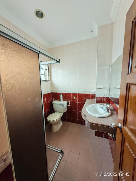 2-storey Terraced House for Sale in Kajang (Selangor) - Katty Soon - Bathroom - PropertyGuru.com.my