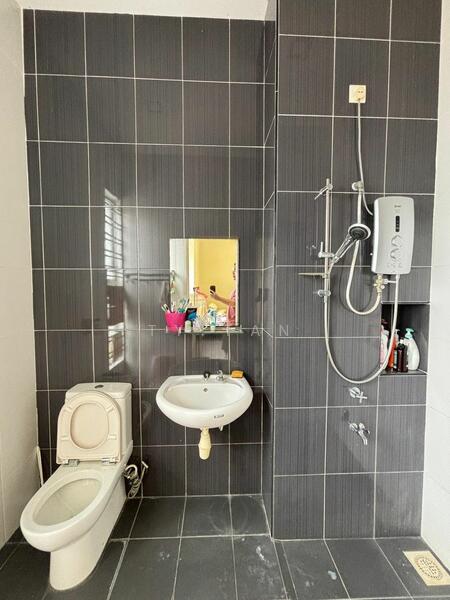 2-storey Terraced House for Sale in Johor Bahru (Johor) - Ty Tan - Bathroom - PropertyGuru.com.my