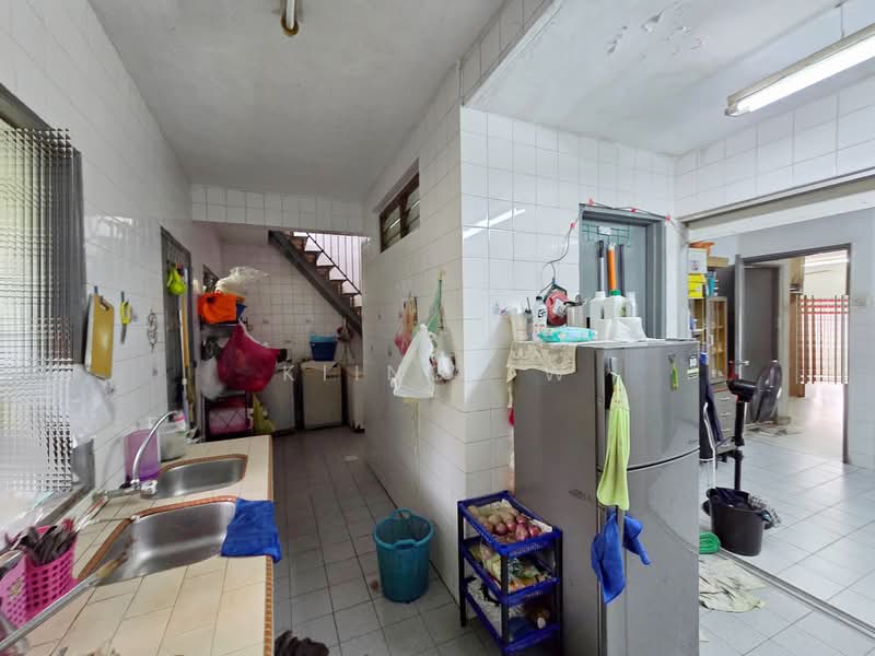 Rumah Teres 2-Tingkat untuk Dijual di Bandar Menjalara 62 (Kepong) - Kiing TW - Kitchen - PropertyGuru.com.my