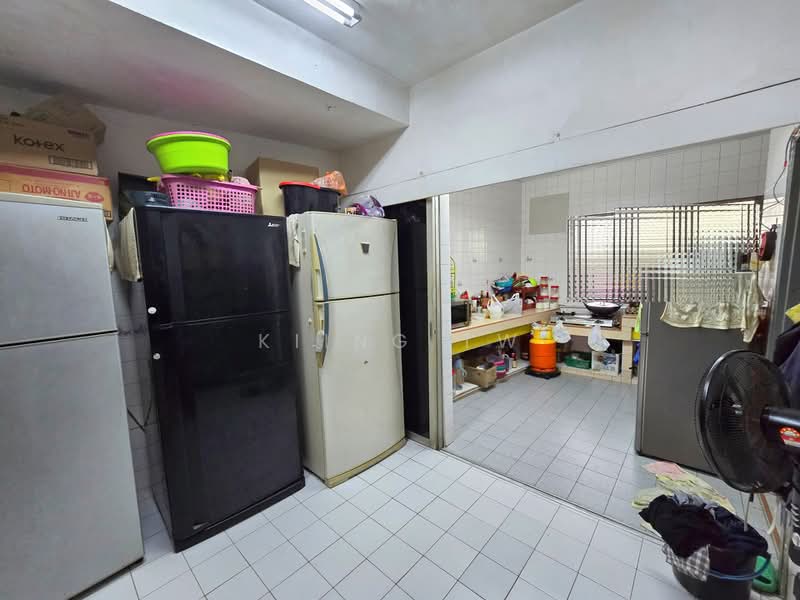 Rumah Teres 2-Tingkat untuk Dijual di Bandar Menjalara 62 (Kepong) - Kiing TW - Kitchen - PropertyGuru.com.my
