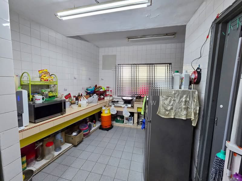 Rumah Teres 2-Tingkat untuk Dijual di Bandar Menjalara 62 (Kepong) - Kiing TW - Kitchen - PropertyGuru.com.my