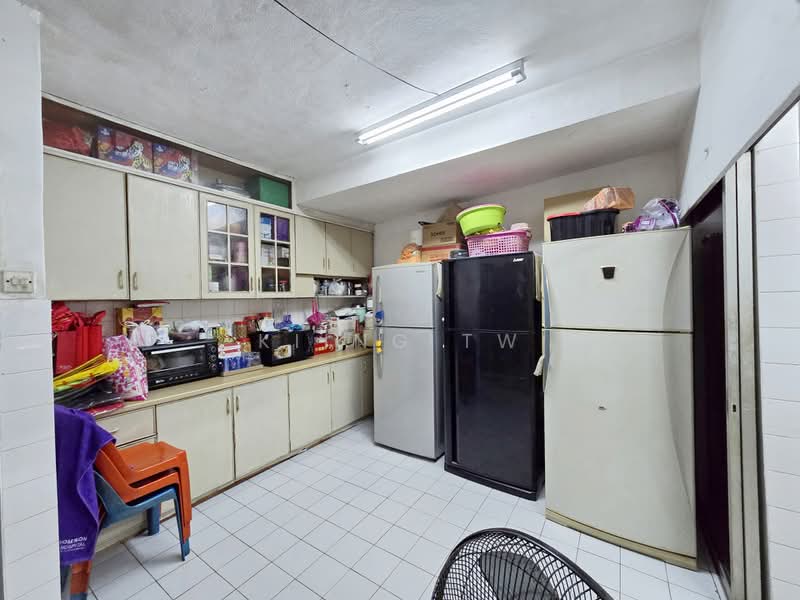 Rumah Teres 2-Tingkat untuk Dijual di Bandar Menjalara 62 (Kepong) - Kiing TW - Kitchen - PropertyGuru.com.my