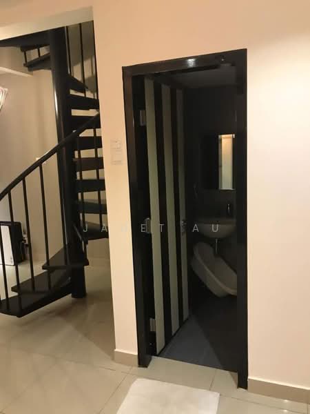 Service Residence for Sale at Flexis @ One South - Janet Au - Bathroom - PropertyGuru.com.my