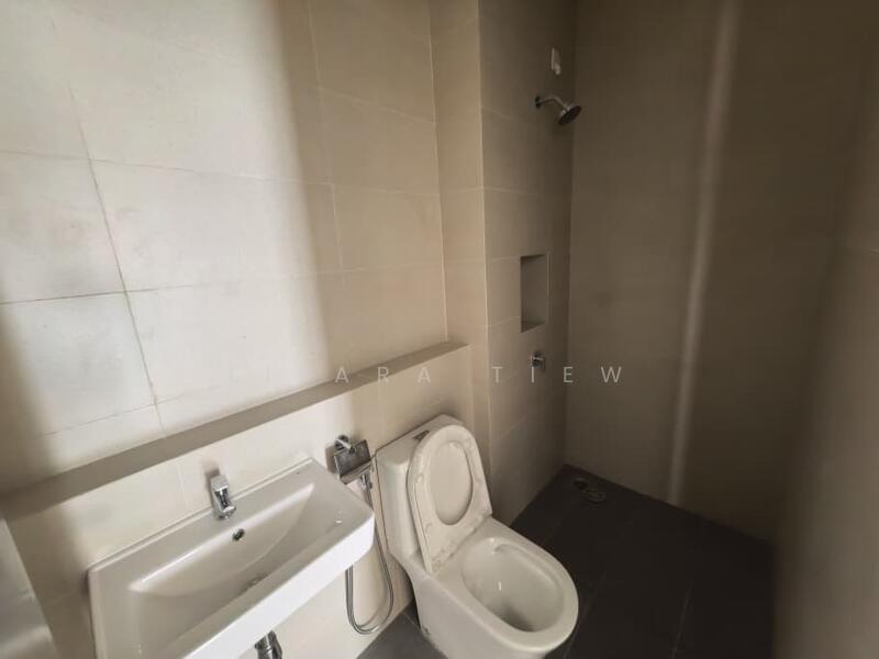 Cluster House for Sale in Johor Bahru (Johor) - Lilara Tiew - Bathroom - PropertyGuru.com.my