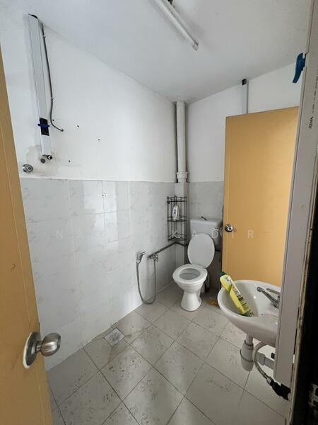 2-storey Terraced House for Sale in Ampang Jaya (Ampang) - Najah Kadir - Bathroom - PropertyGuru.com.my