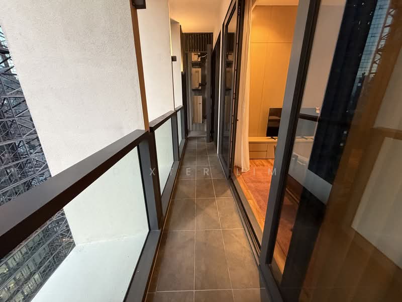 Kediaman Servis untuk Disewa di The Conlay - Dexter Lim - Balcony - PropertyGuru.com.my