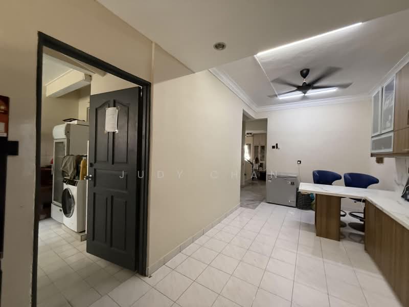 2-storey Terraced House for Rent in Taipan Business Centre (Subang Jaya) - Judy Chan - Kitchen - PropertyGuru.com.my
