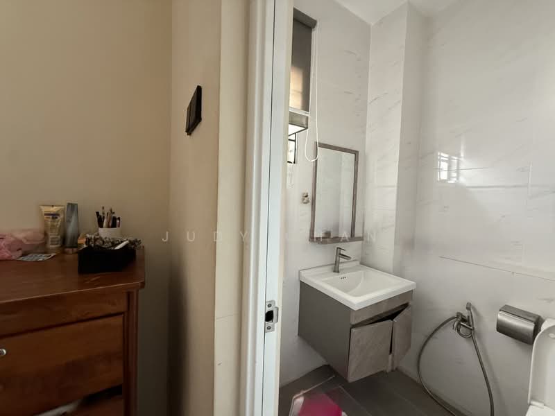 2-storey Terraced House for Rent in Taipan Business Centre (Subang Jaya) - Judy Chan - Bathroom - PropertyGuru.com.my