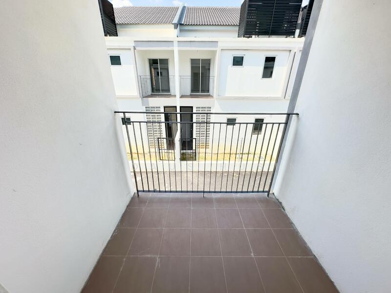 Terraced House for Sale in Kampung Selangor Dredging (Dengkil) - Firdaus Husin - Exterior - PropertyGuru.com.my