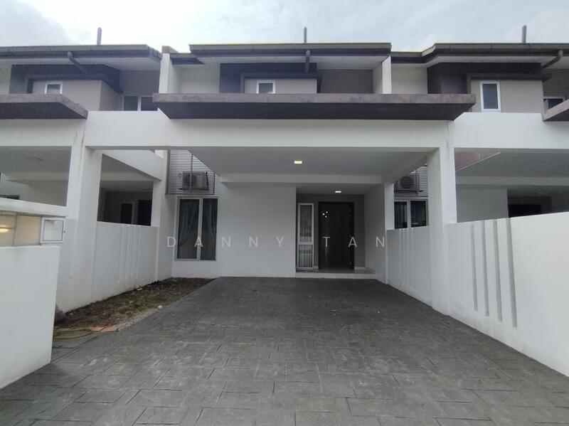 Terraced House for Sale in Bandar Tropicana Aman (Telok Panglima Garang) - Danny Tan - Exterior - PropertyGuru.com.my