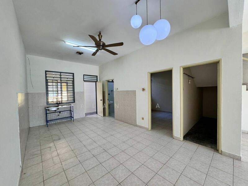 Rumah Teres untuk Dijual di Taman Desa Tebrau (Tebrau) - Alan Tia - Interior - PropertyGuru.com.my
