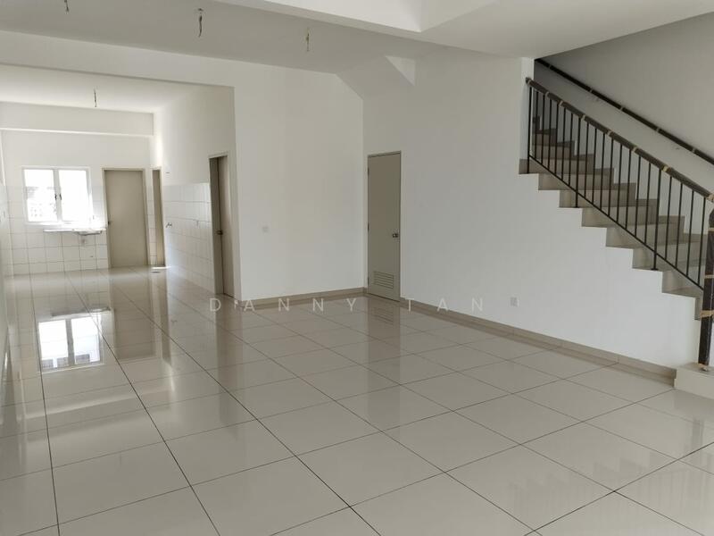 Rumah Teres 2 Tingkat untuk Dijual di Bandar Rimbayu (Telok Panglima Garang) - Danny Tan - Interior - PropertyGuru.com.my