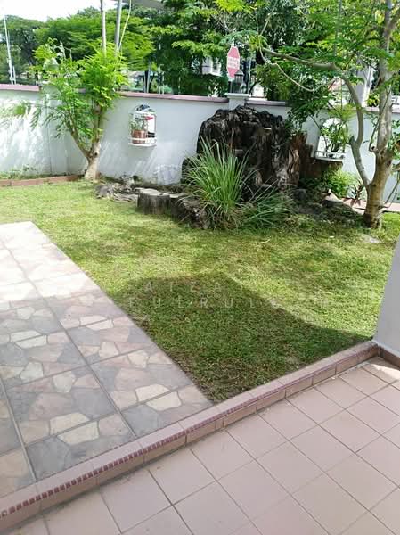 2-storey Terraced House for Sale in Usj 14 (Subang Jaya) - Aizat Saifulrullah - Garden - PropertyGuru.com.my
