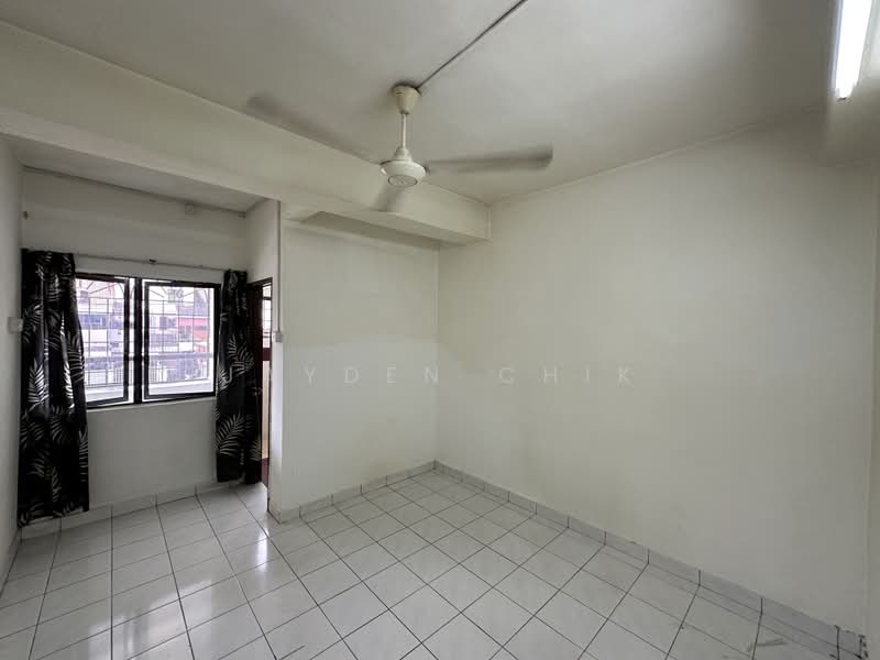 Apartment for Rent at Taman Lembah Maju 600 Apartment - Jayden Chik - Interior - PropertyGuru.com.my