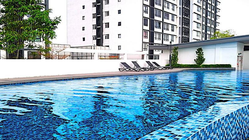 refreshing outdoor swimming pool