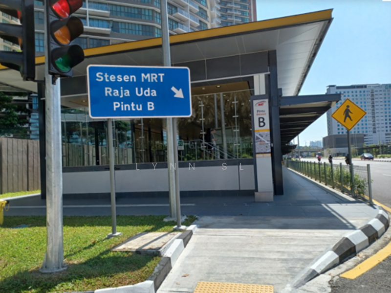 Front MRT Station