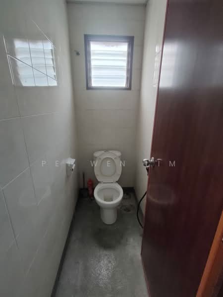 Shop / Office for Rent in Bandar Botanic (Klang) - Pei Wen Lim - Bathroom - PropertyGuru.com.my