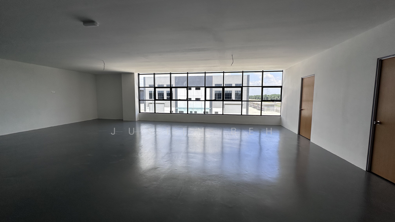 Frist Floor (Front View)