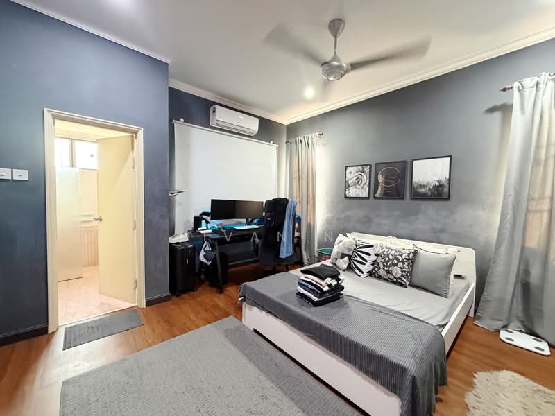 Bungalow for Sale in Bandar Mahkota Cheras (Cheras) - Aivan Ng - Bedroom - PropertyGuru.com.my